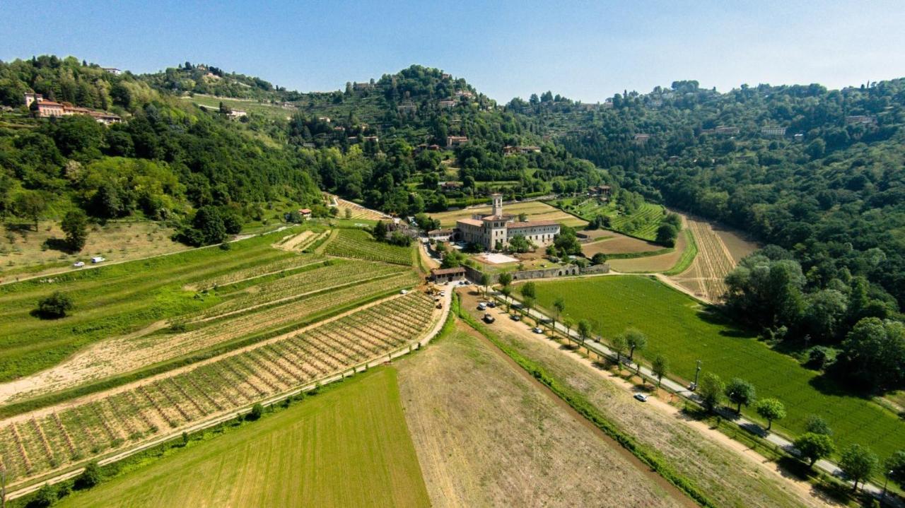 贝尔加莫Cascina Cavalli Astino别墅 外观 照片